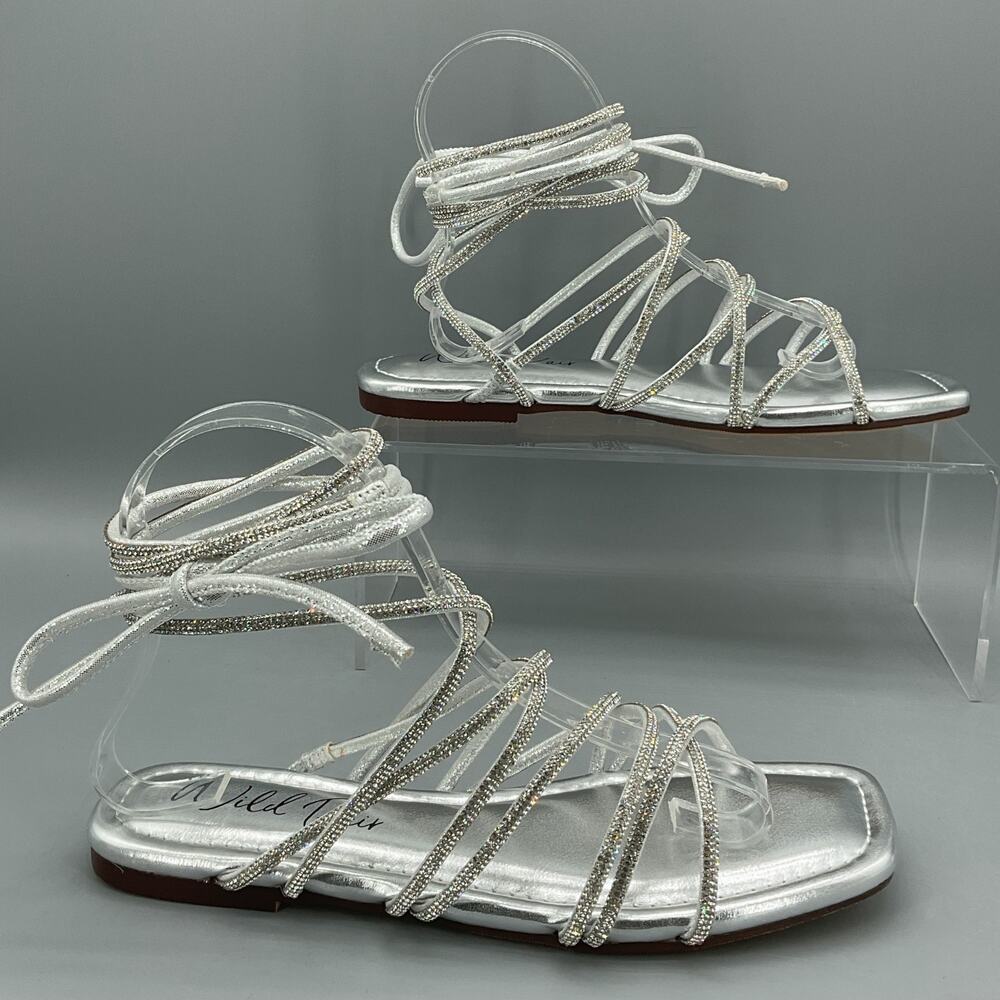 NEW Wild Pair Women’s Ednaa Lace up Flat Sandals Silver Size 6.5M